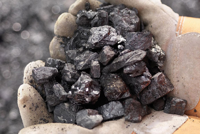  کان کنی کے 40 ہزار مزدوروں نے کام بند کردیا کوئلہ کی سپلائی معطل