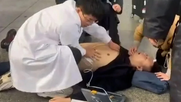  چینی مزدور کی ہارٹ اٹیک کے باوجود نوکری پر جانے کی ضد